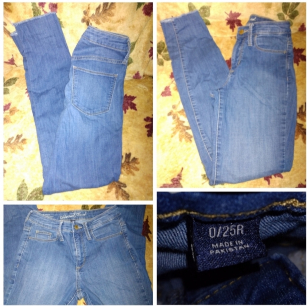 Universal threads denim jeans